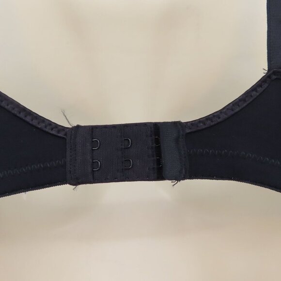 Vintage Barely There 36B Style 4328 Solid Black Underwire Microfiber Bra NEW NWT - Picture 8 of 15